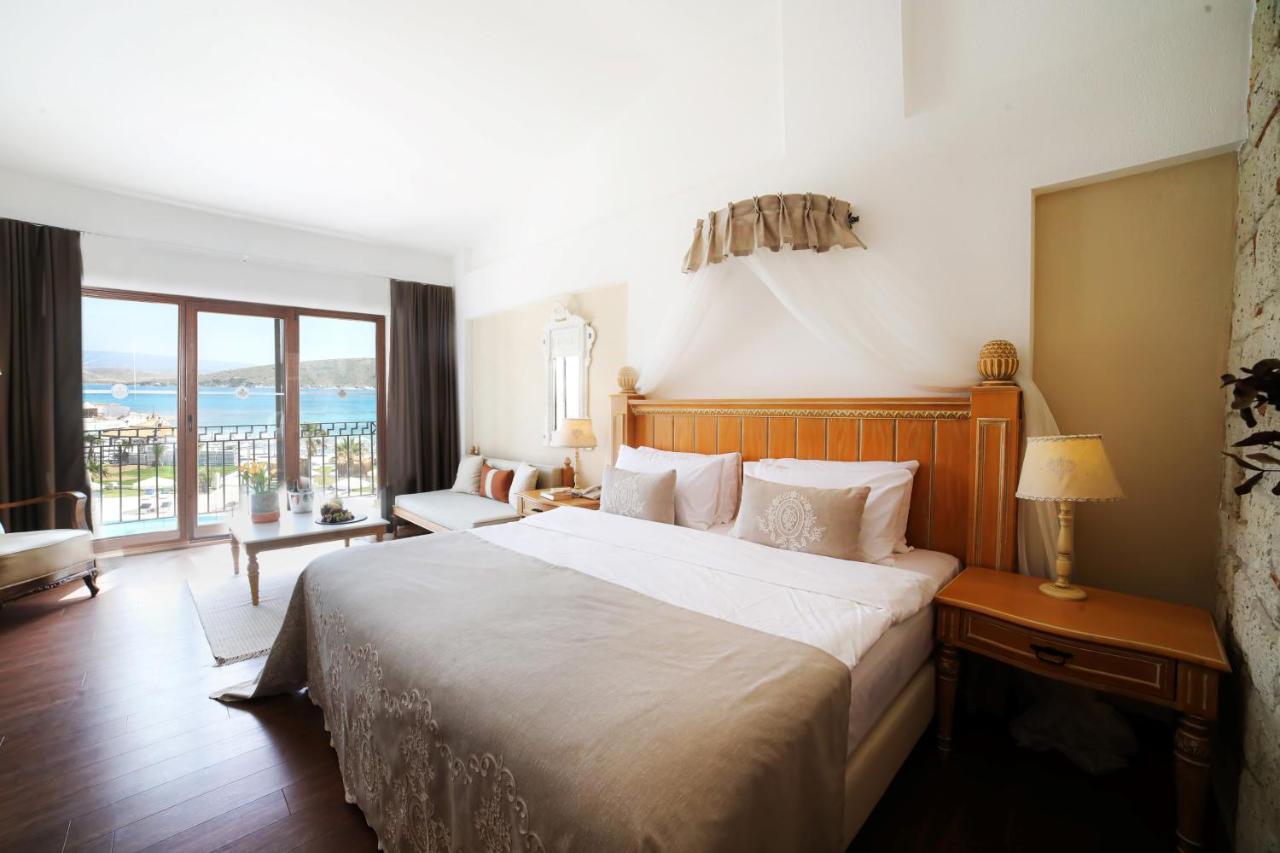 Kamer met Kingsize Bed en Uitzicht op Zee