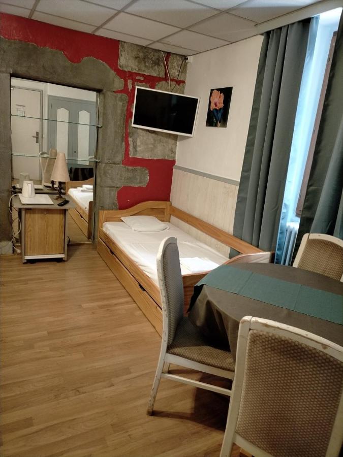 Chambre Quadruple - Vue sur Canal