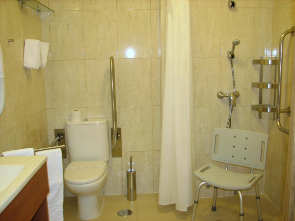 Quarto Triplo - Acesso a Pessoas com Mobilidade Condicionada