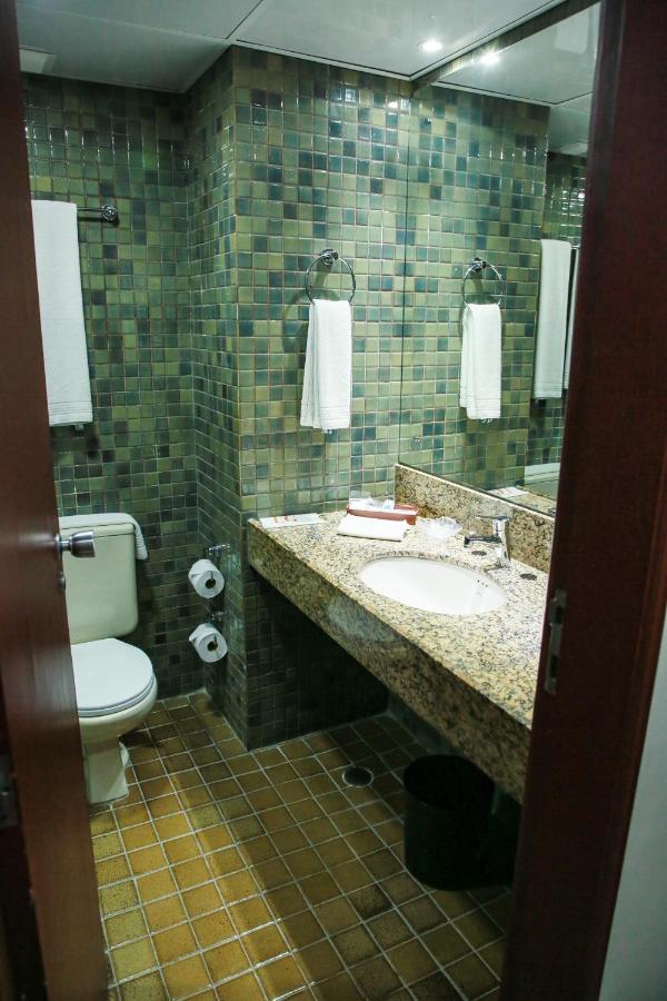 Quarto Duplo