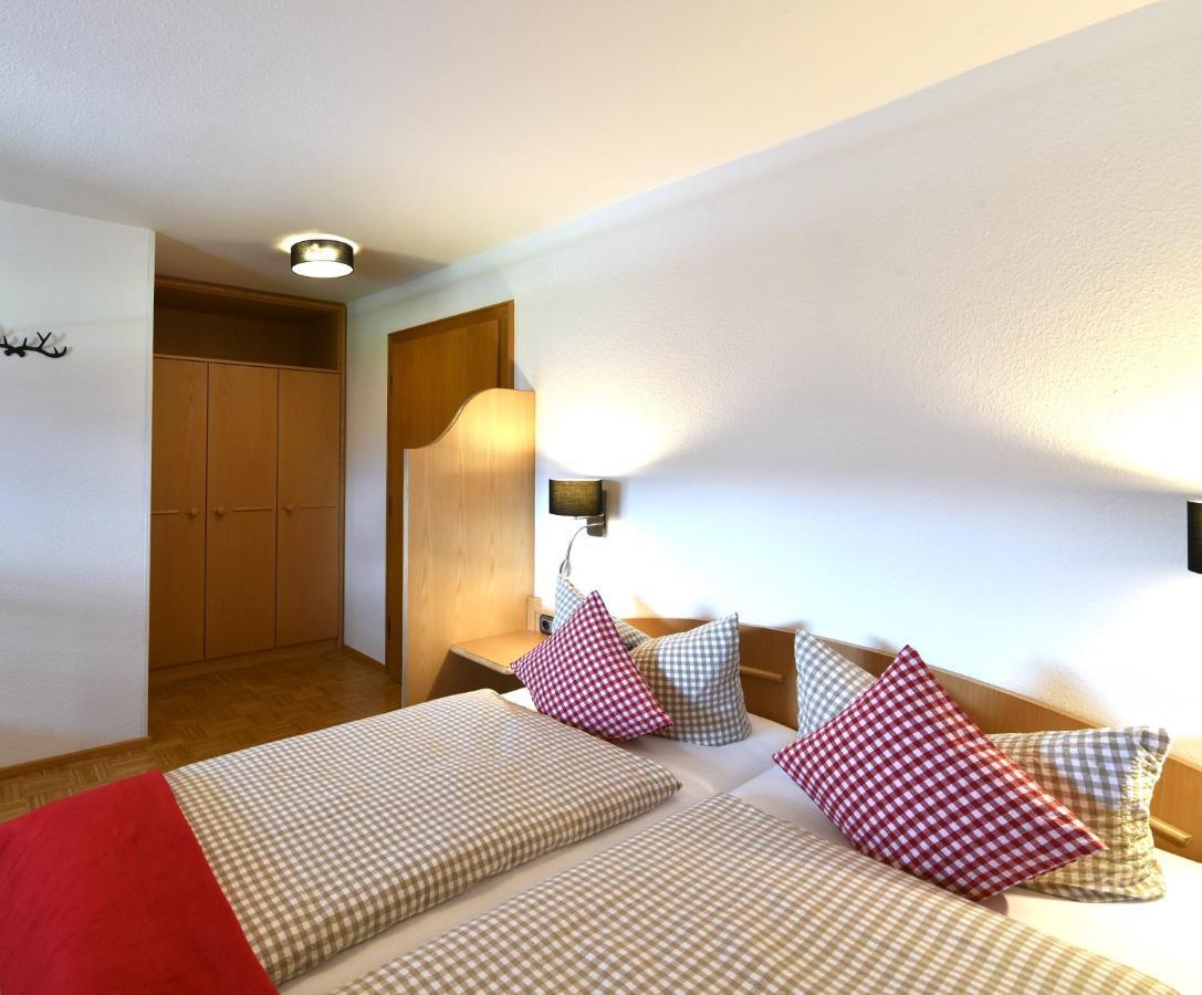 Doppelzimmer mit Balkon