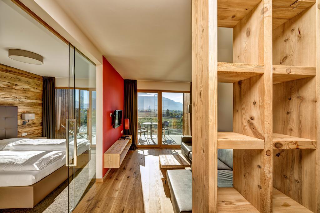 Suite mit Gartenblick