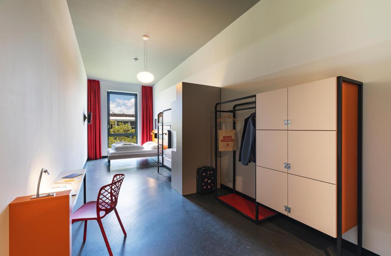 Bed in 4-Bed Mixed Dormitory Room