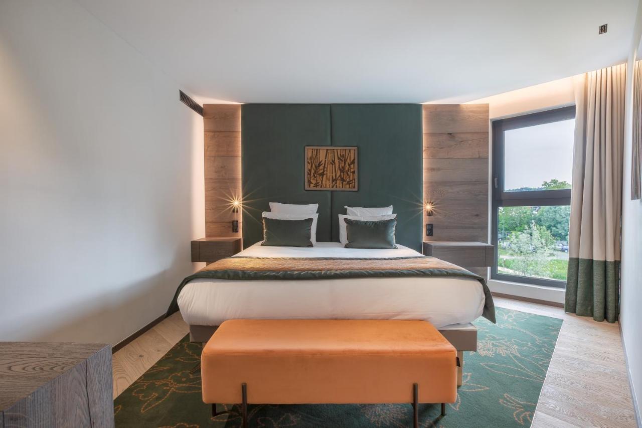 Suite Junior Familiale avec Balcon - Accès Gratuit au Spa