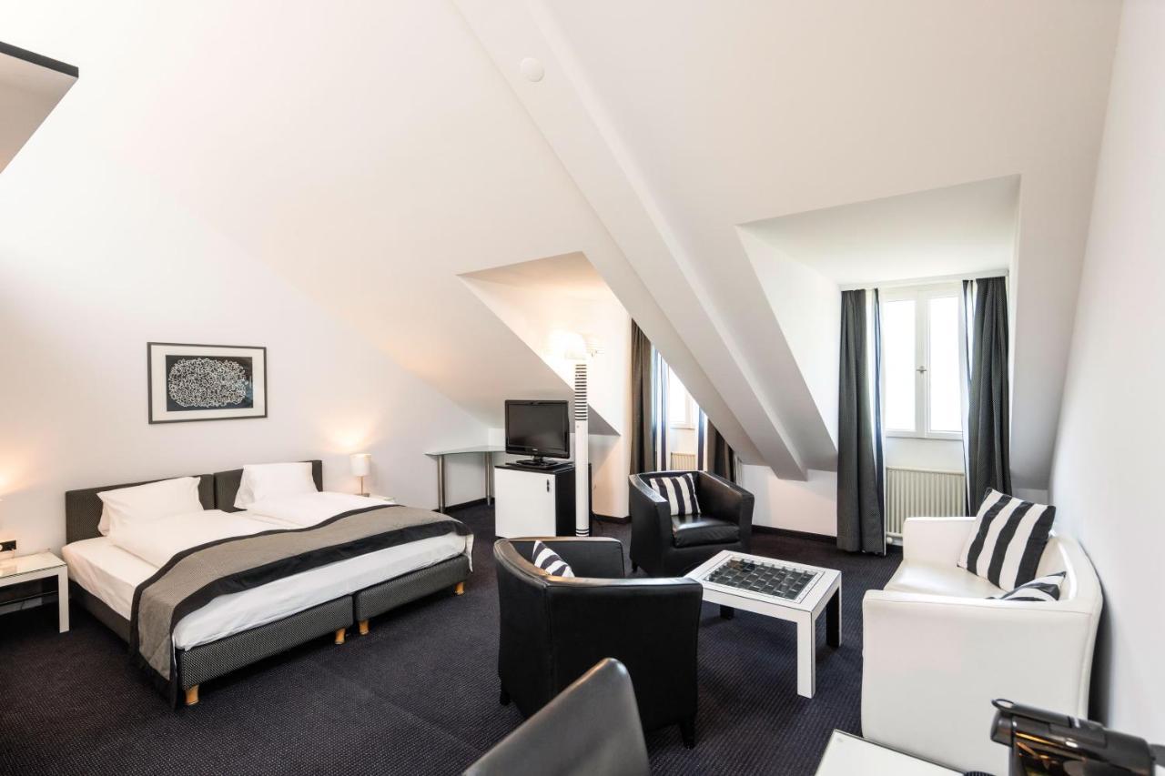 Deluxe Tweepersoonskamer met 1 of 2 Bedden en Uitzicht op het Meer