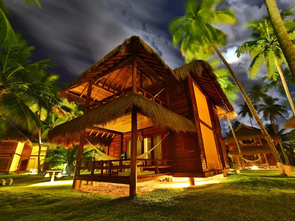 Quarto Bangalô com Varanda e Vista Parcial do Mar (2 Adultos)