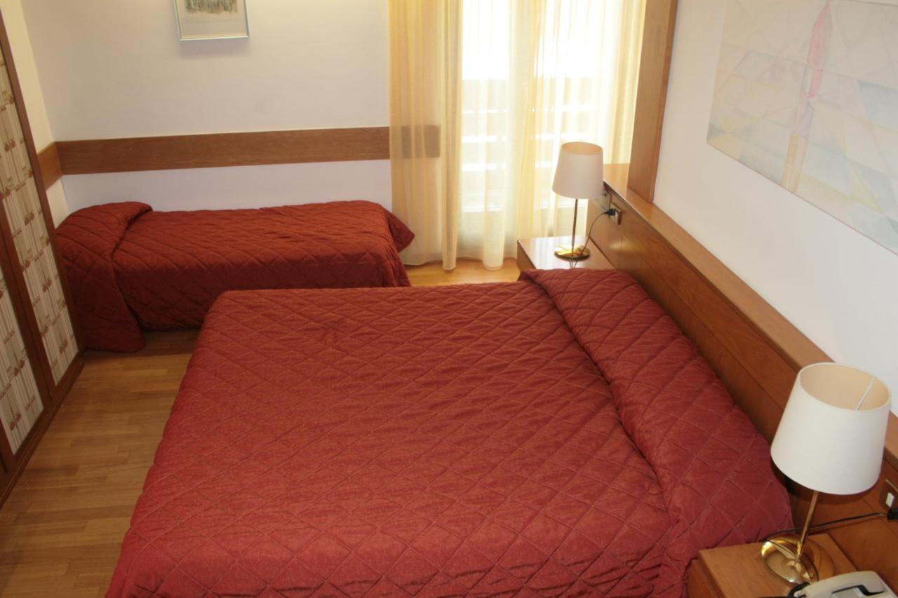 Due Camere Familiari Comunicanti