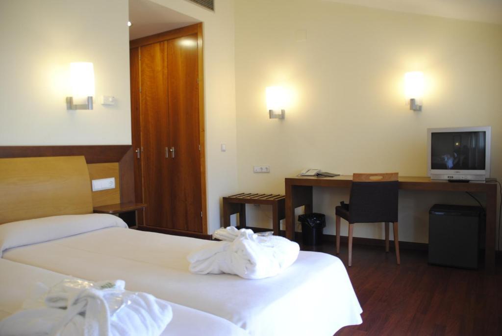 Twin Room with Terrace,1589167267:JPEG
