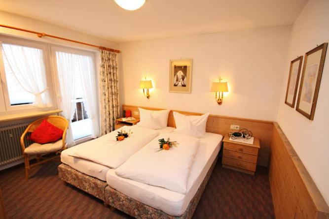 Doppelzimmer mit Balkon