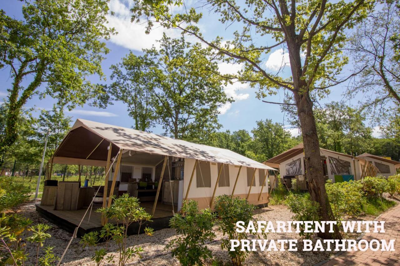 Safari Tent met Badkamer