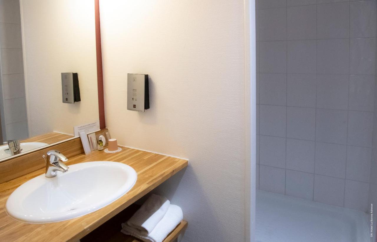 Chambre Familiale Supérieure (2 Adultes + 1 Enfant)