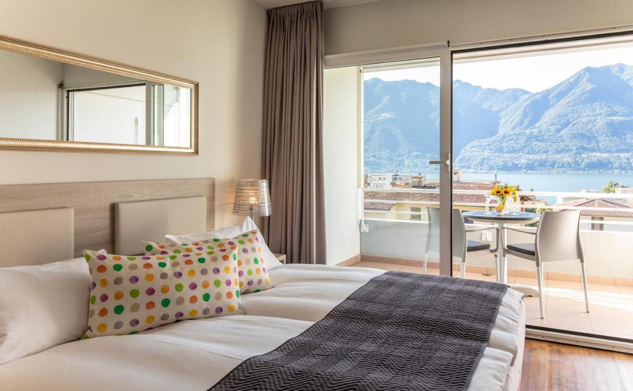 Doppelzimmer mit Balkon und Seeblick