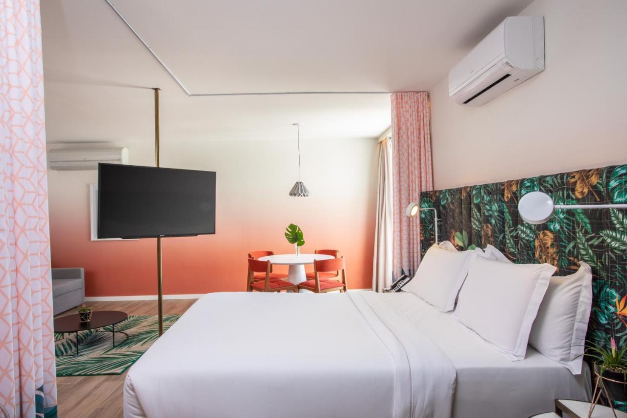 Suite Júnior com Cama Queen-size e Vista Mar
