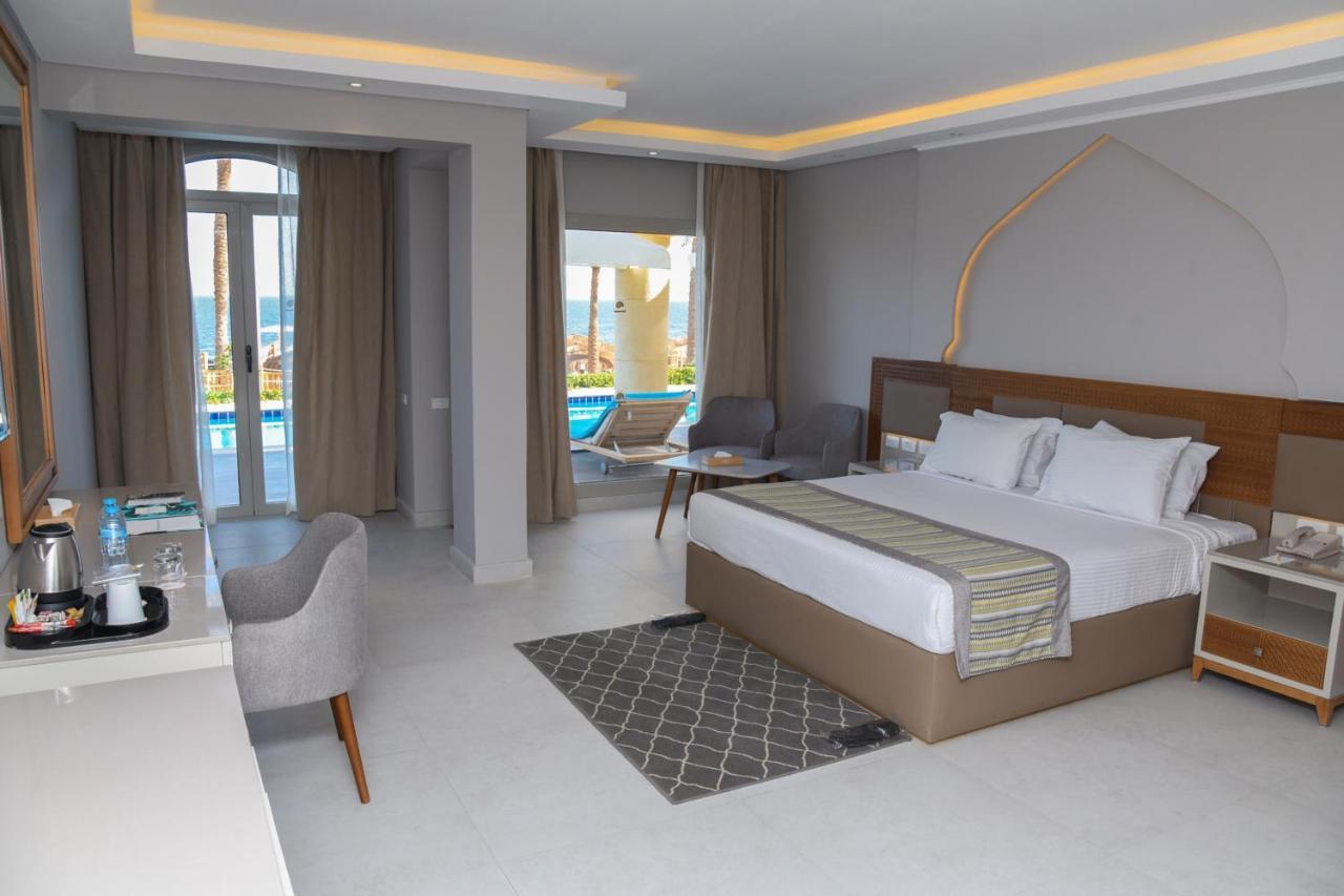 Junior Swim-Up-Suite mit Meerblick - Posh Club