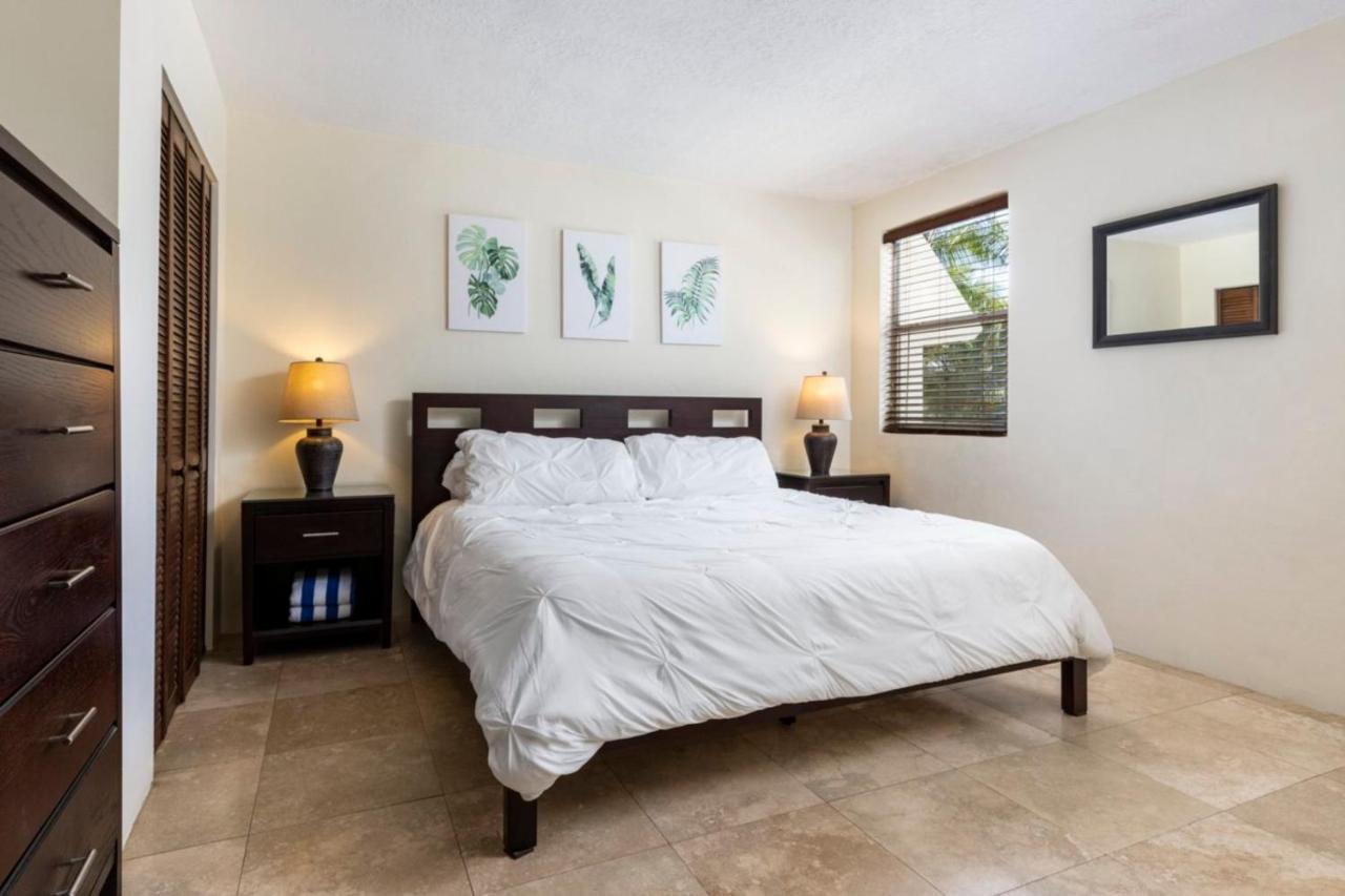 Deluxe Suite with Sea View
