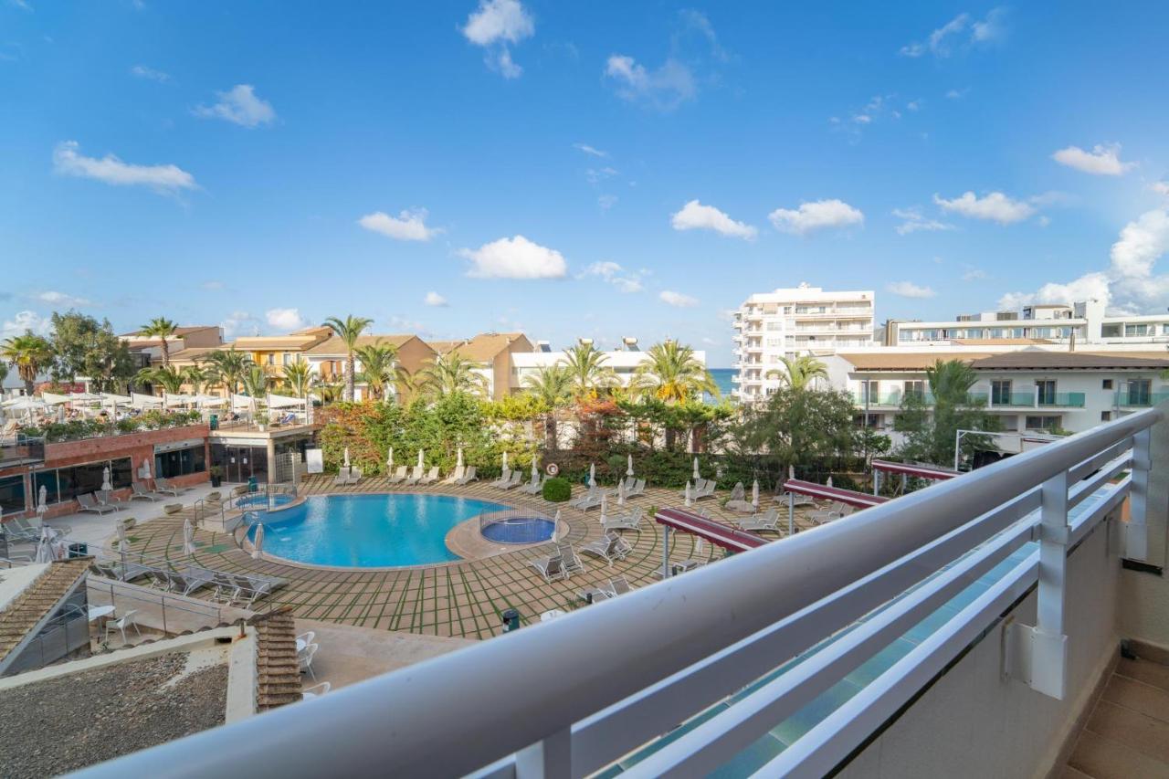 Habitación Doble con vistas a la piscina (2 adultos)