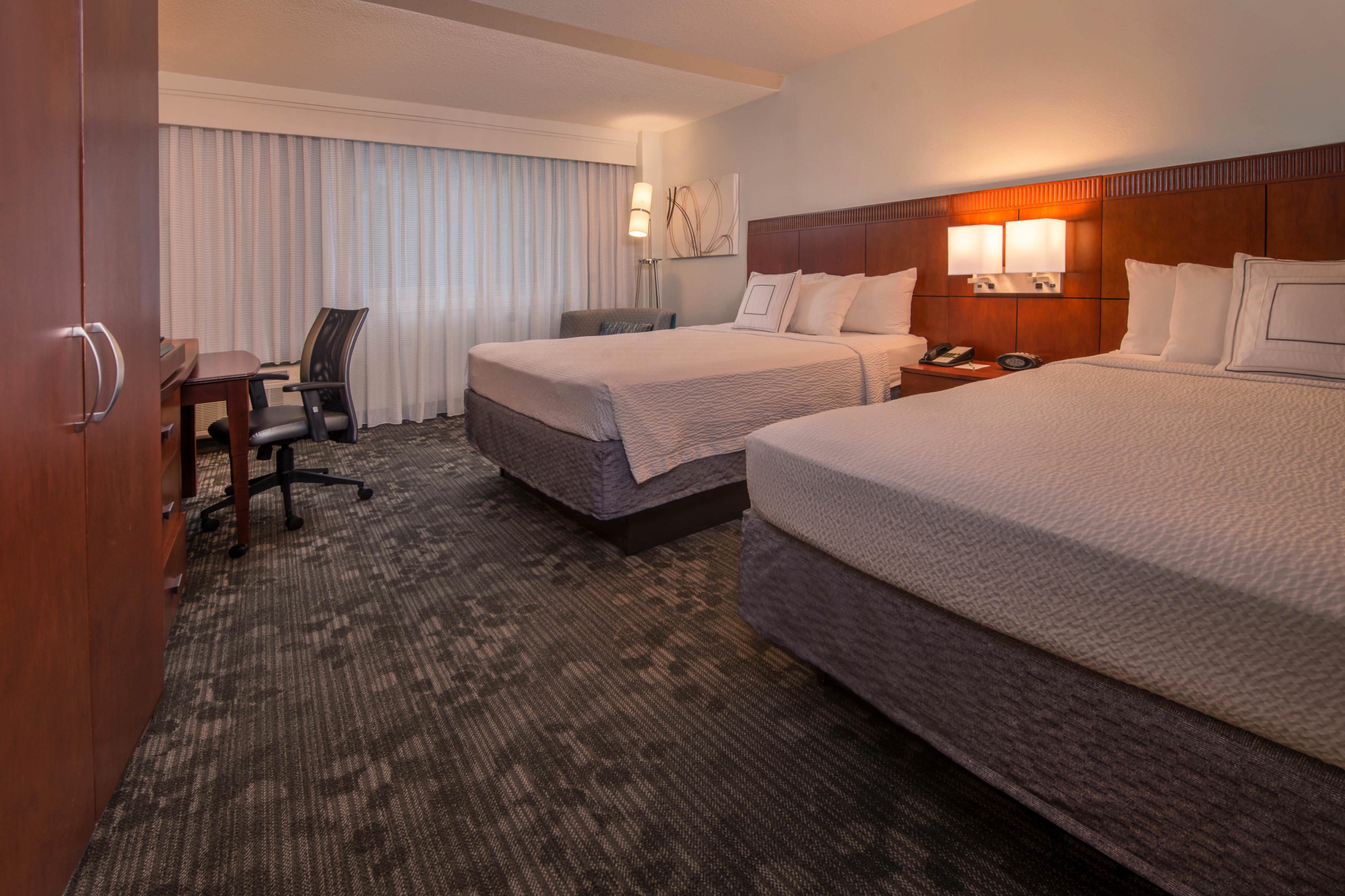 Guestroom Two Queens