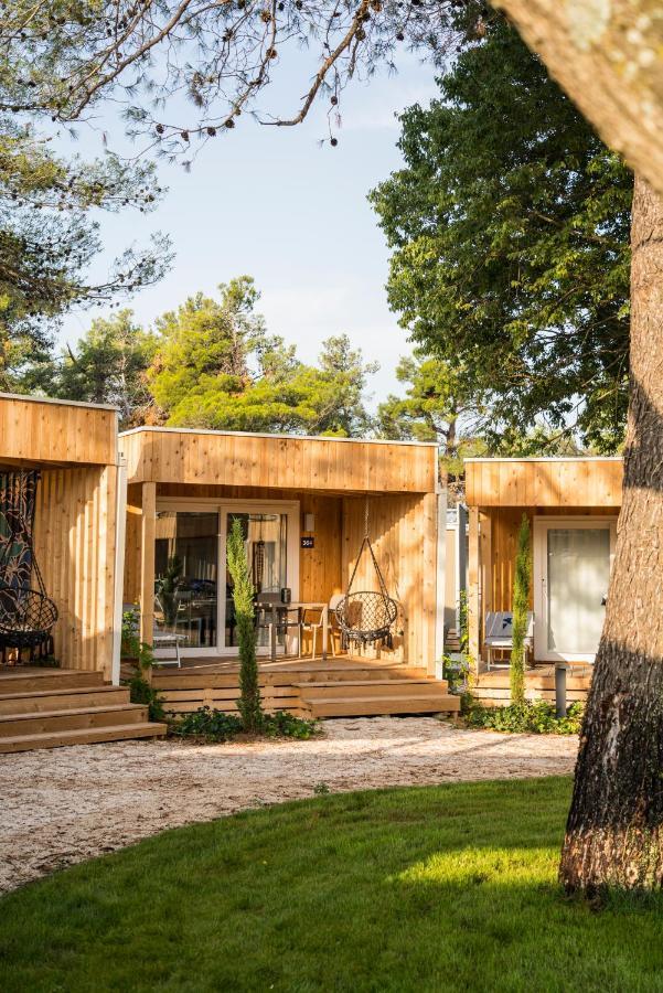 Comfort Stacaravan met 1 Slaapkamer en Terras
