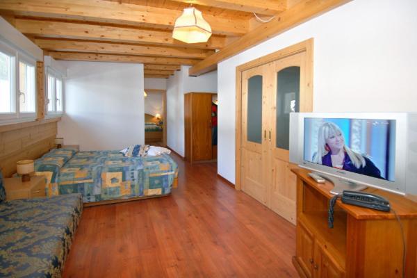 Camera Familiare con Balcone