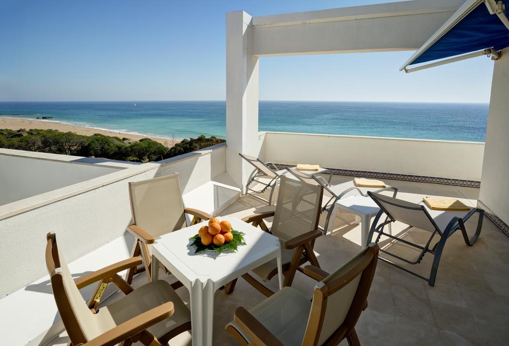 Suite Deluxe com Vista Mar (4 Adultos)