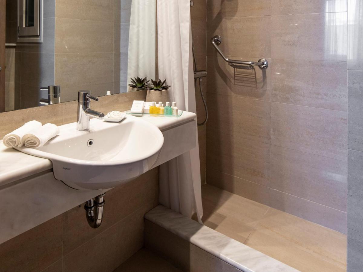Classic Double or Twin Room