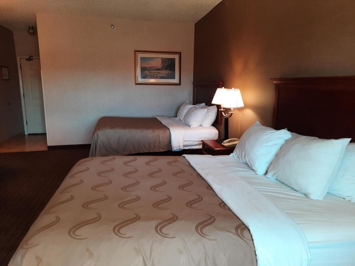 Queen Room with Two Queen Beds - Non-Smoking