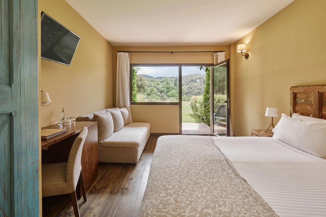 Habitación Doble Superior con jardín