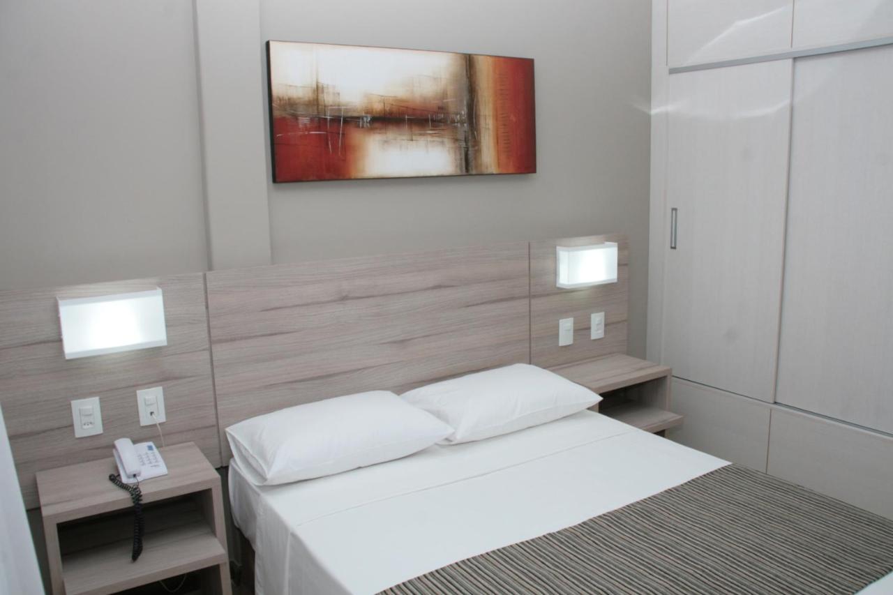 Quarto Duplo Básico