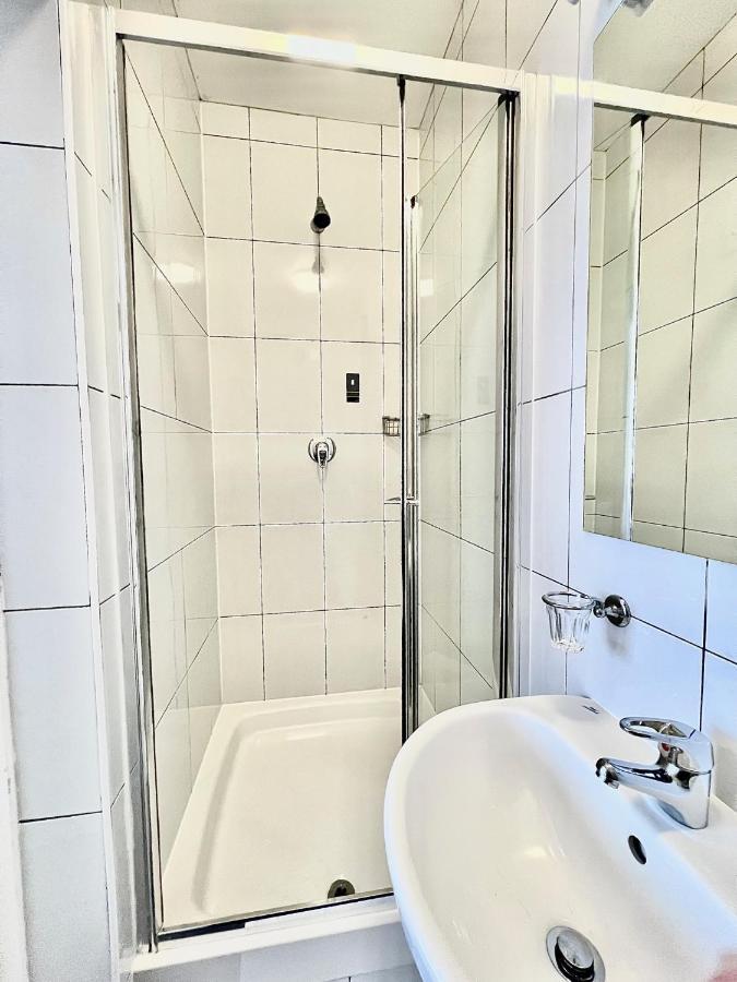 Habitación Cuádruple con baño privado