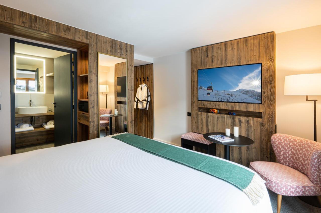 Chambre Double - Vue sur Village