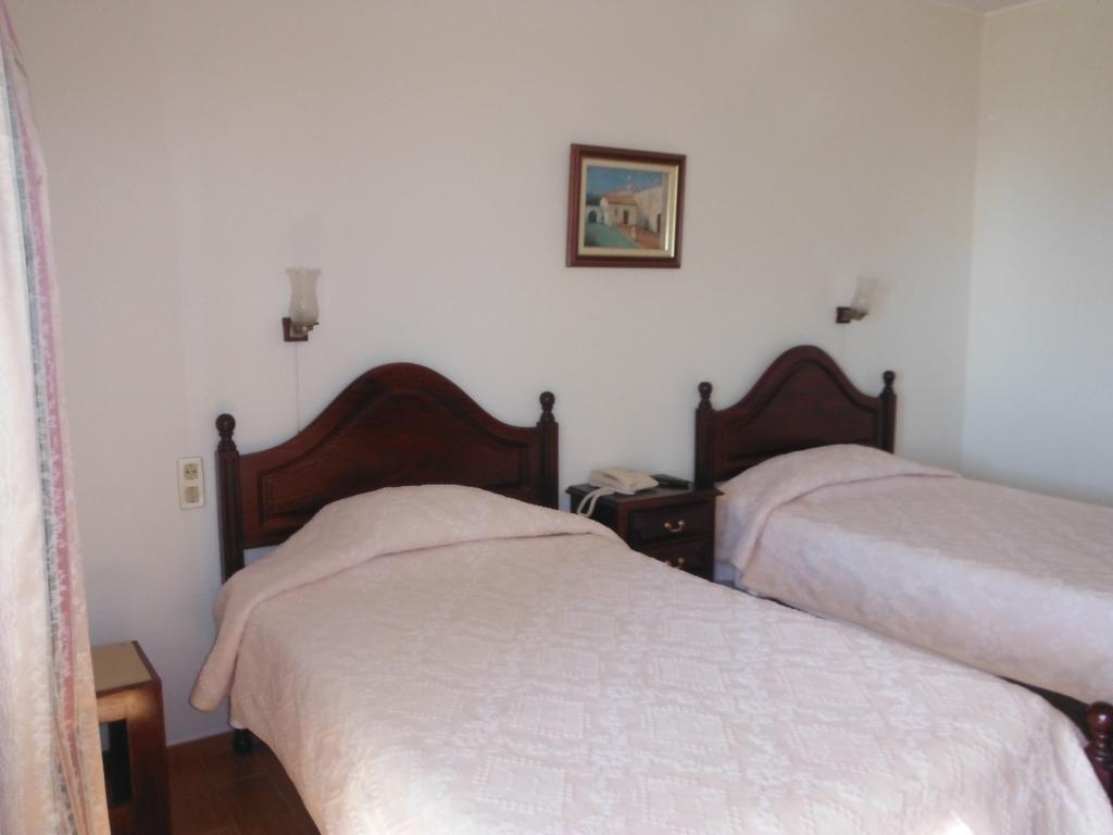 Chambre Lits Jumeaux avec Balcon - Vue Latérale