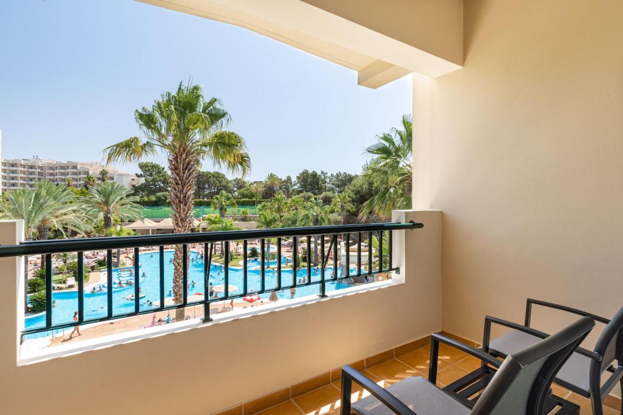 Chambre Familiale Plus - Vue sur Piscine