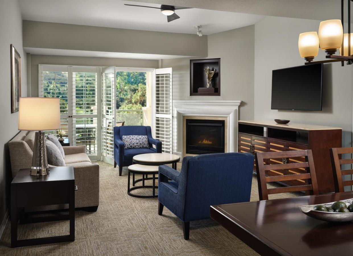 One-Bedroom Villa Jacuzzi at Villas on the Green