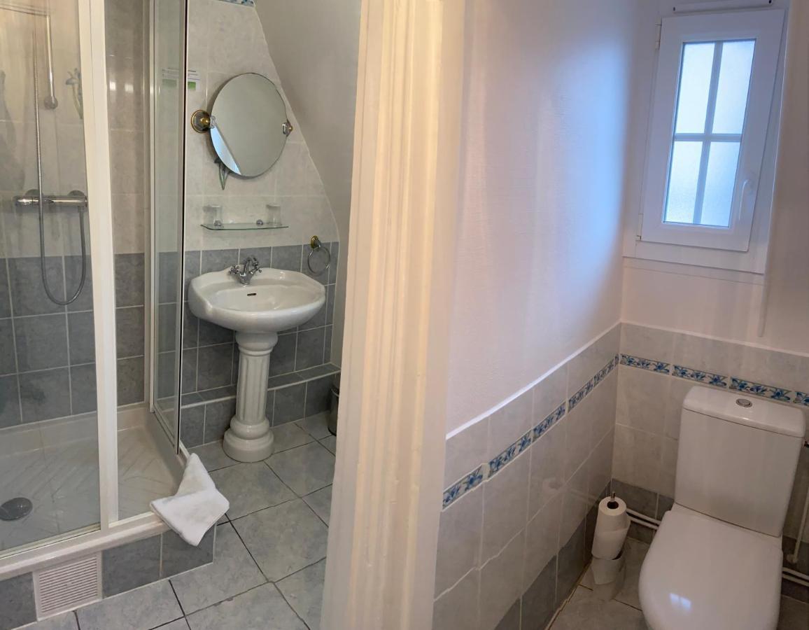 Chambre Double avec Douche