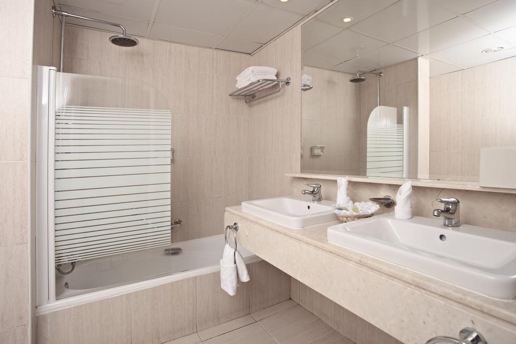 Suite Junior Superior (1 adulto)