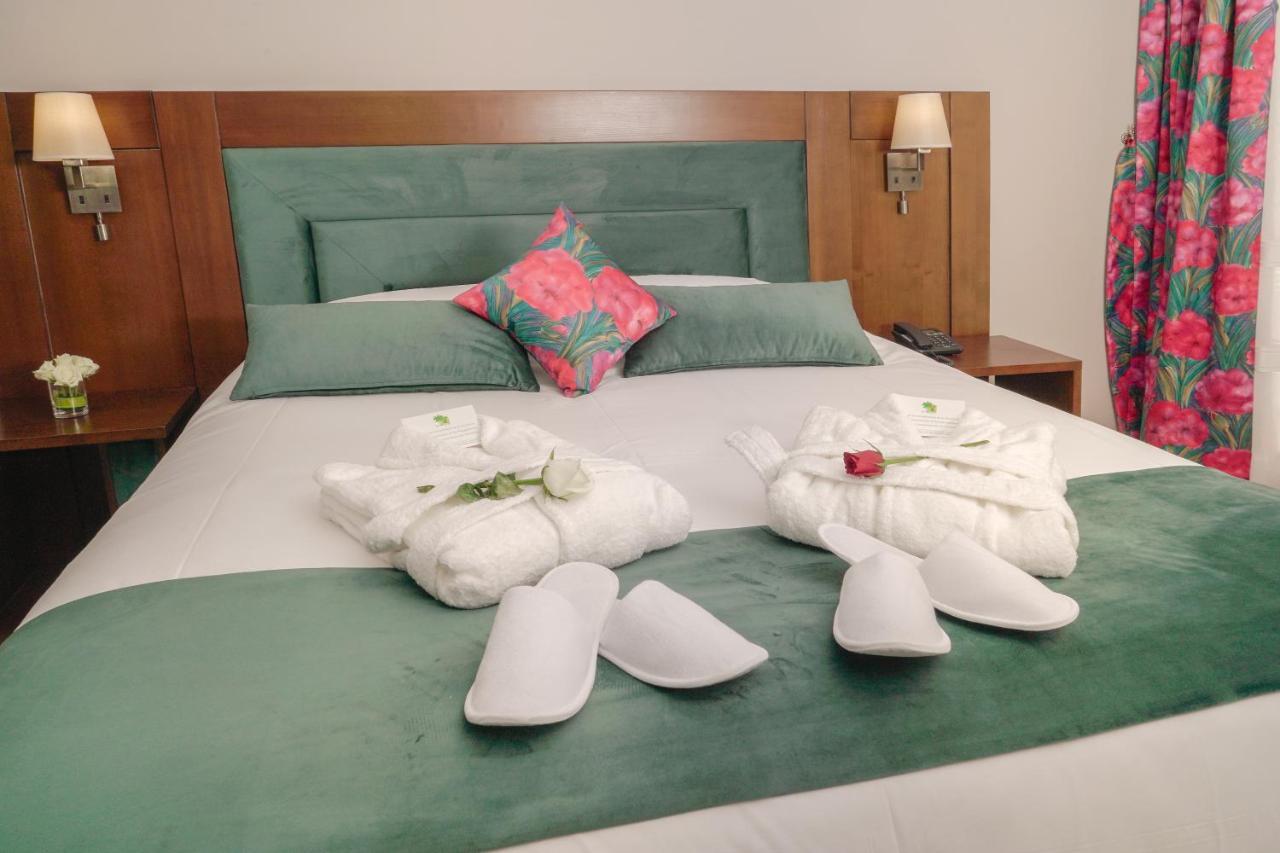 Suite Embaixador com Vista Piscina