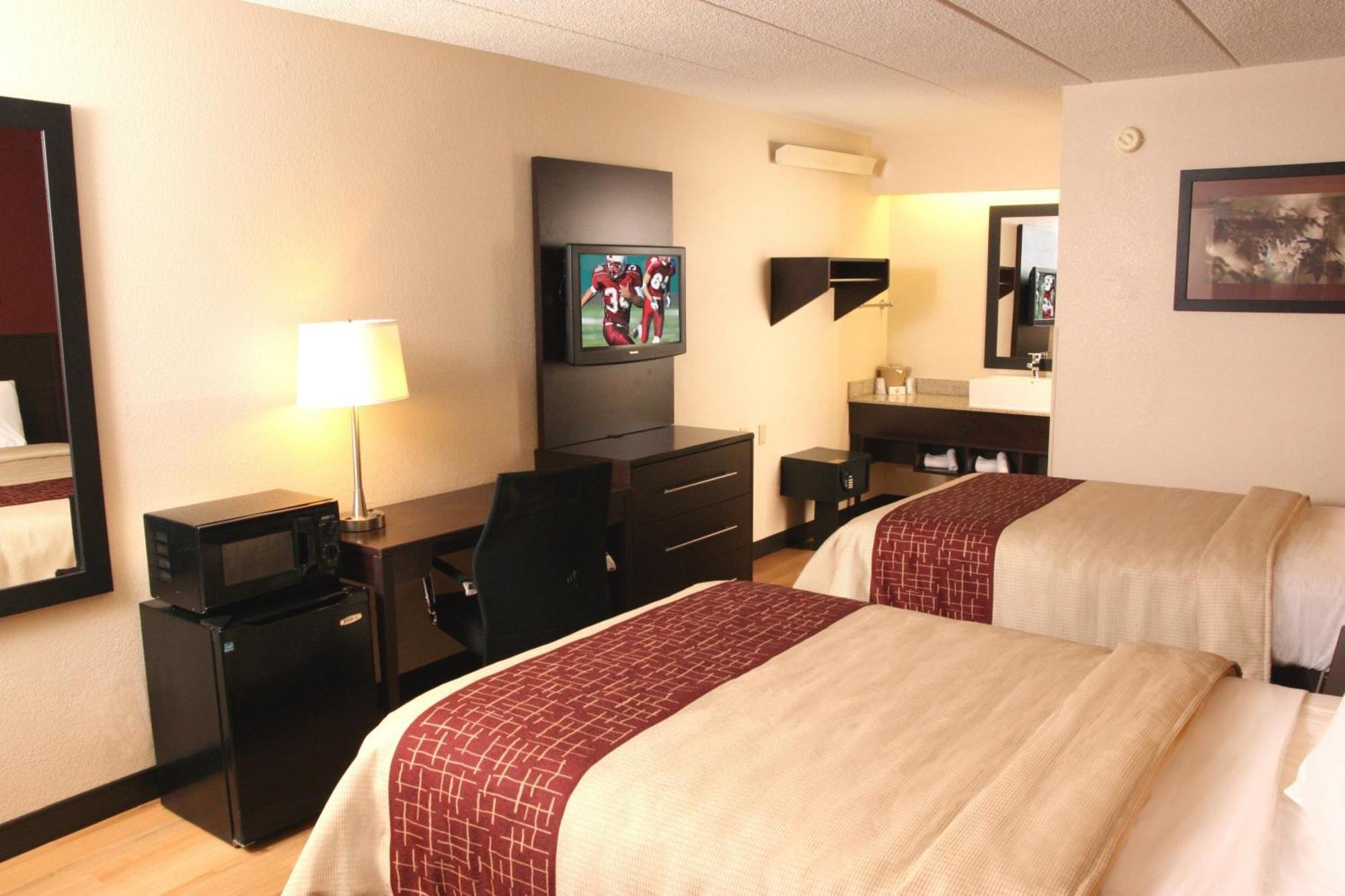 Deluxe Room with Two Double Beds Smoke Free