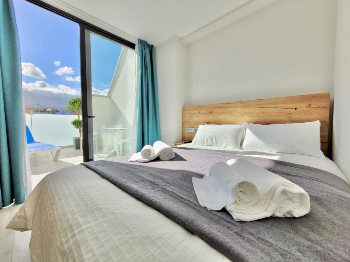 Habitación Doble Superior con terraza con vistas a la montaña