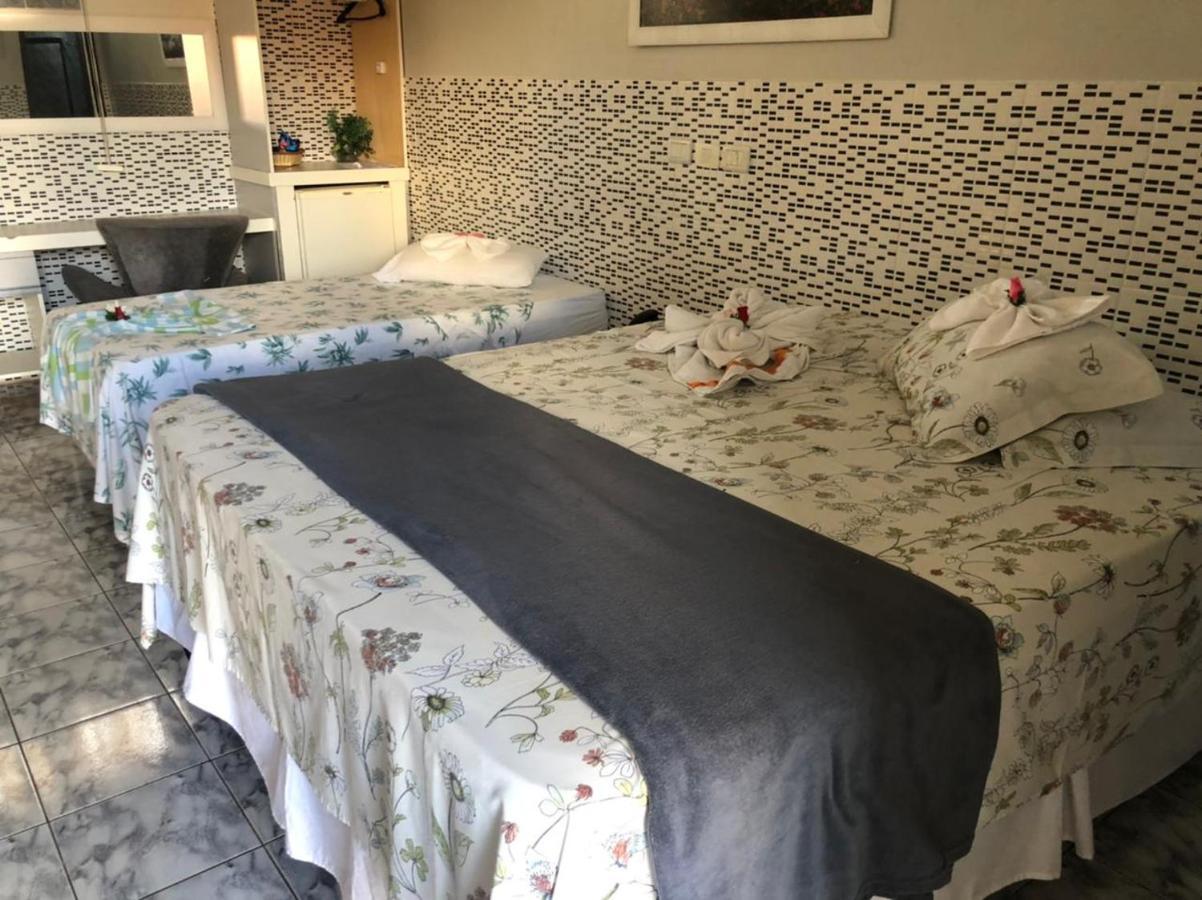 Family Room,1246834732:JPEG
