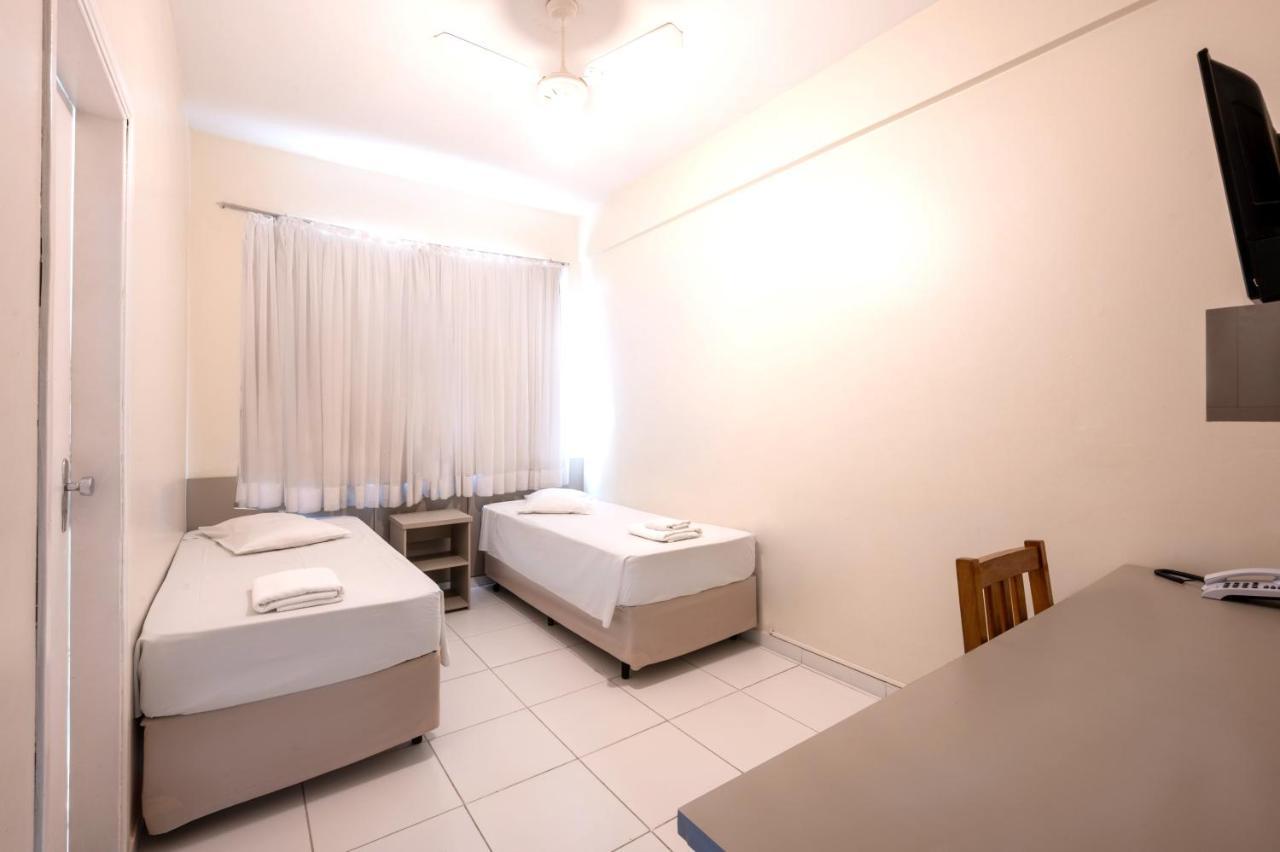 Quarto Standard com 2 Camas de Solteiro