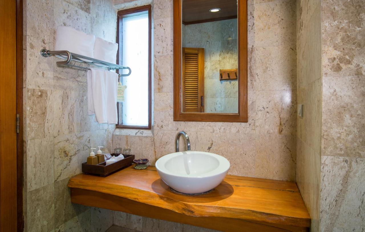 Villa Tropical com Cama de Casal (Ala Sunrise)