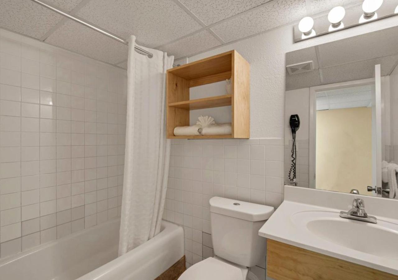 Family Suite with 2 Double Beds and 1 Bunk Bed, Ocean View, Non-Smoking