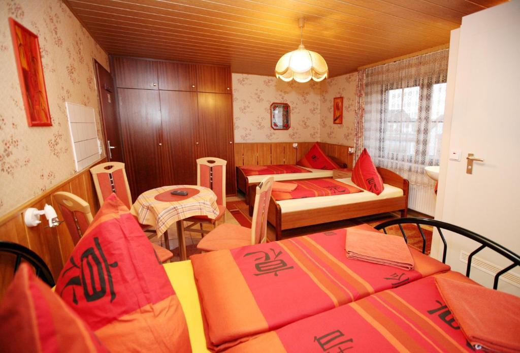 Vierbettzimmer