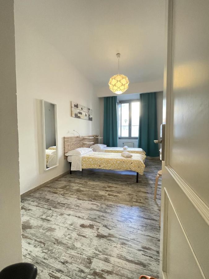 Doppelzimmer mit eigenem externen Bad