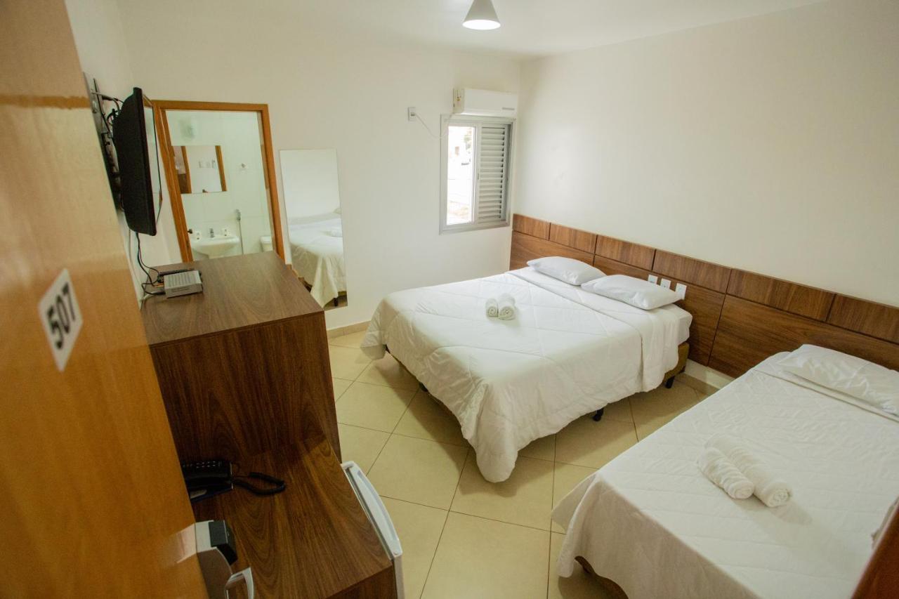 Quarto Superior com Cama de Casal ou 2 de Solteiro