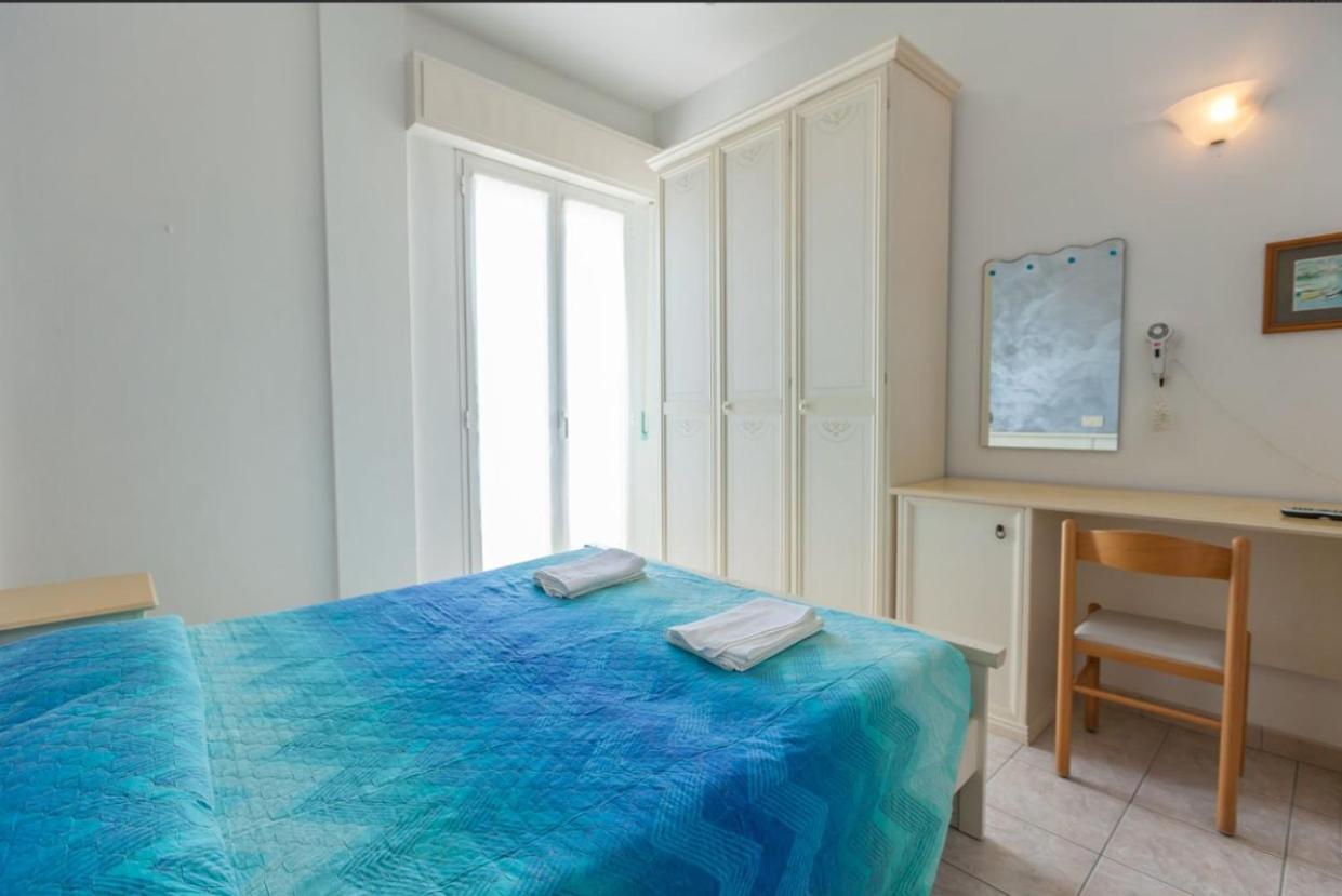 Camera Matrimoniale/Doppia con Letti Singoli con Vista Mare