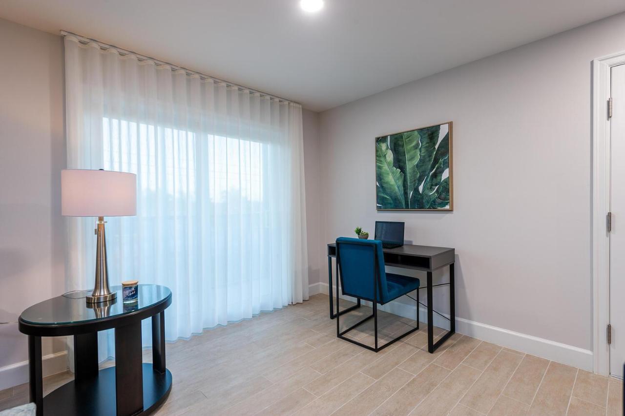 Presidential Suite,1201972126:JPEG