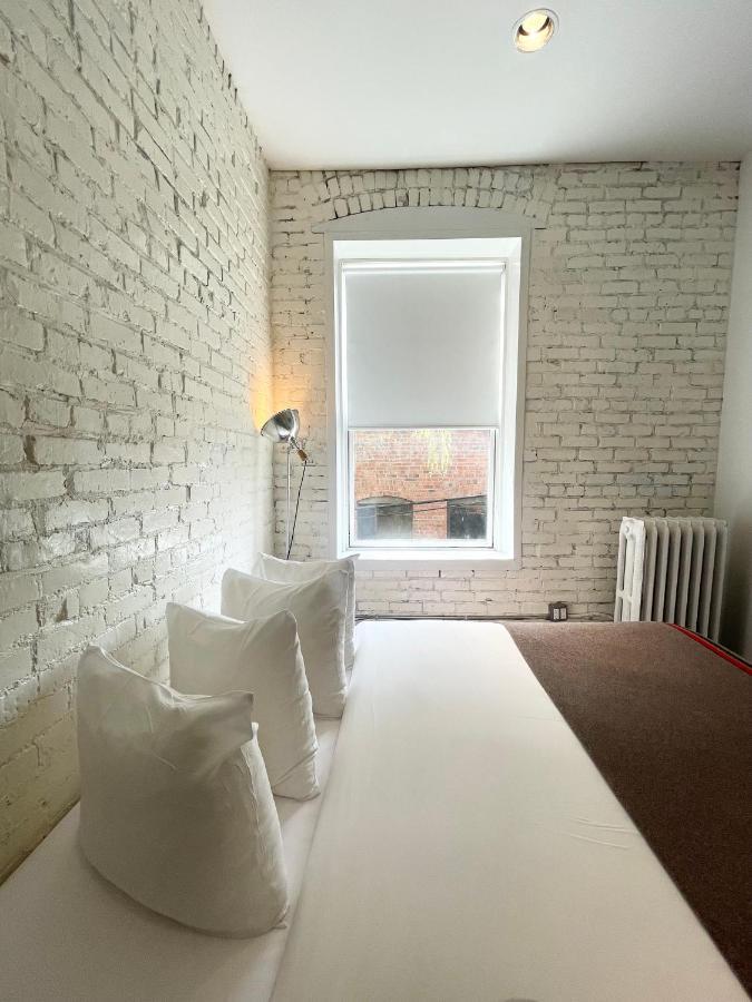 Deluxe Zimmer mit eigenem Bad