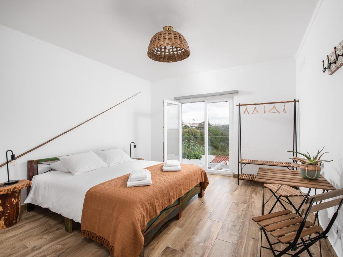 Quarto Duplo com Vista Jardim