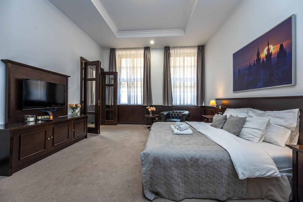 Premier Apartment